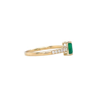 Emerald & Diamond Ring