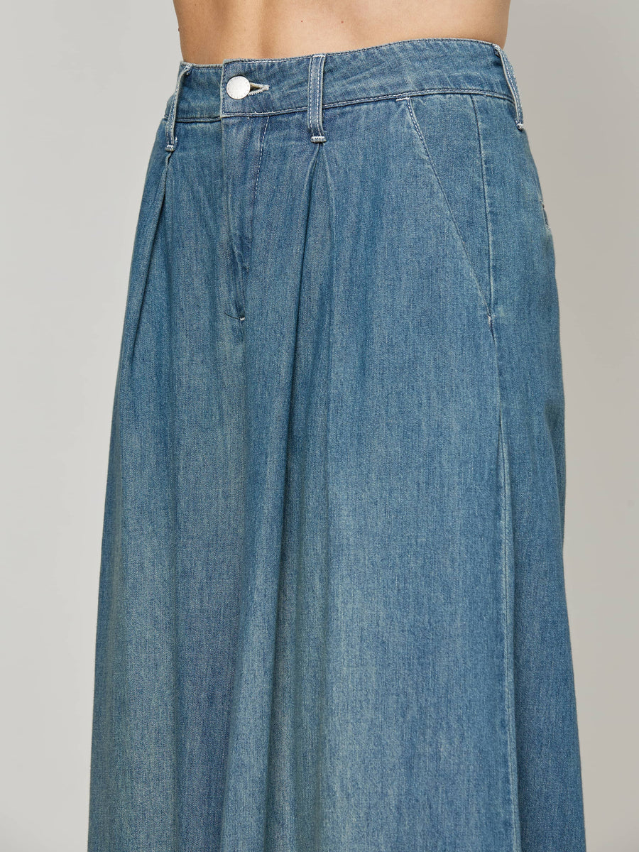 Lorenza Palazzo Jean