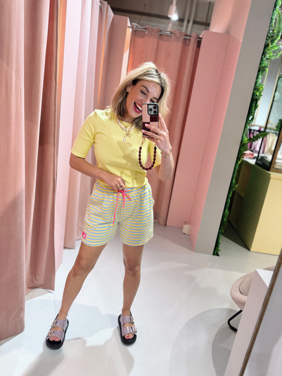Elodie Short - Geel