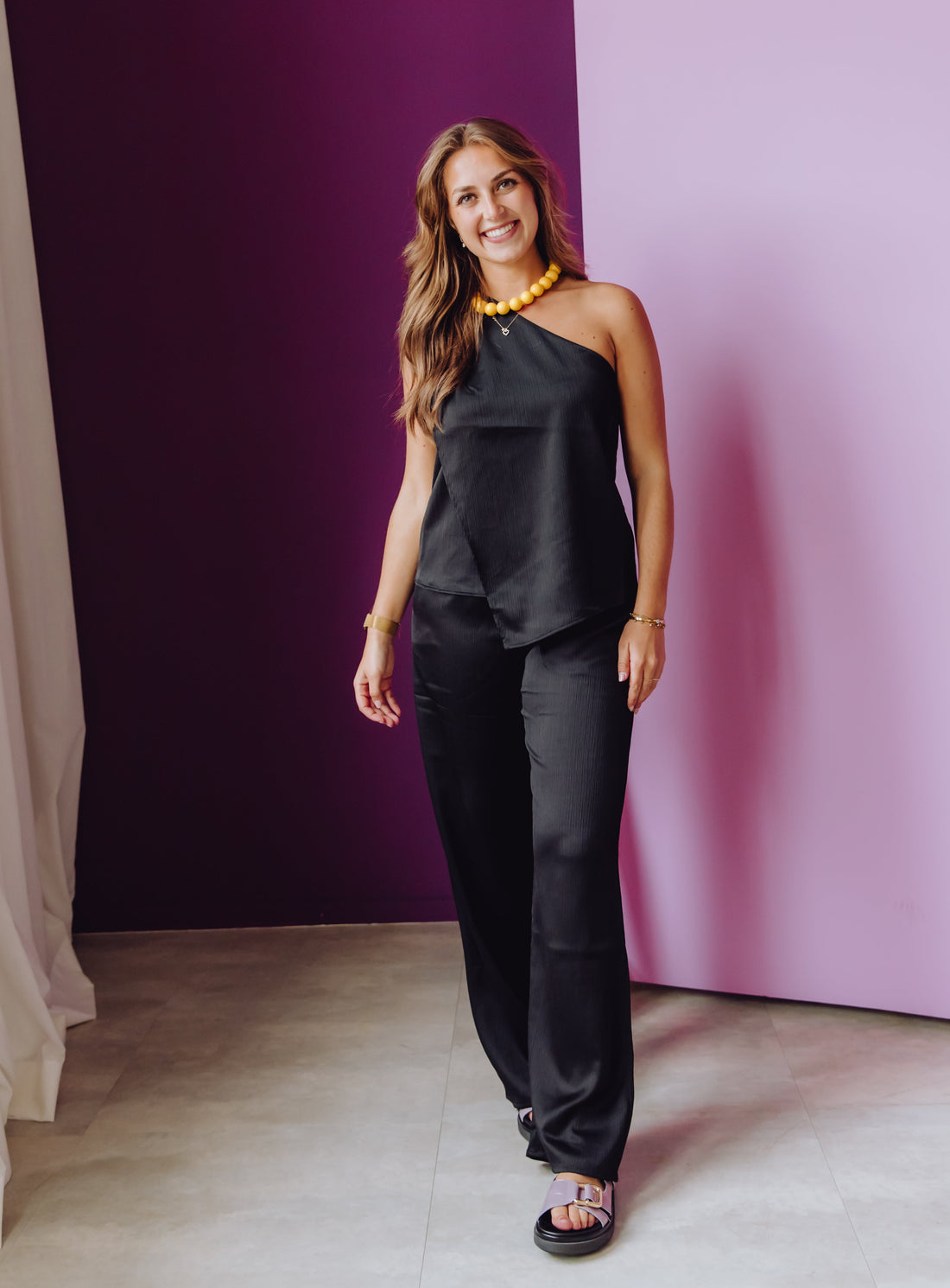 Pull On Textured Trousers - Zwart