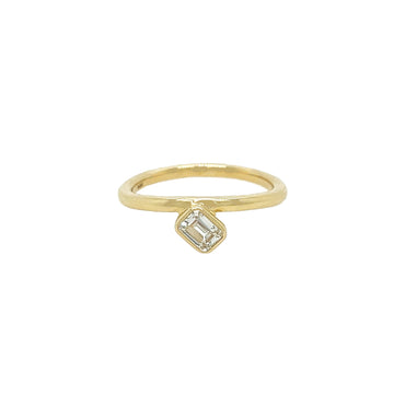 Diamond Wavy Band Ring