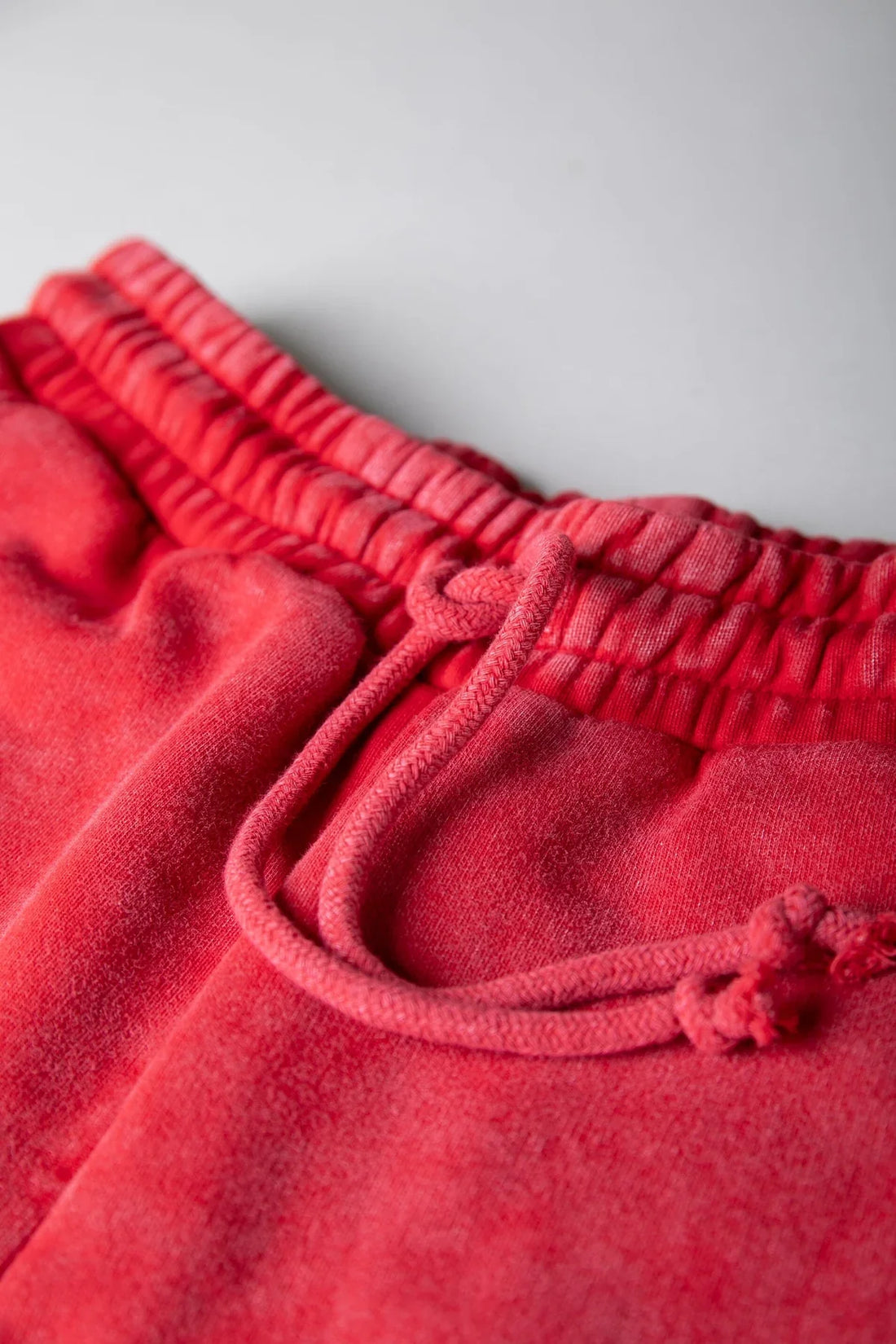 Uni Logo Sweat Short - Racing Red